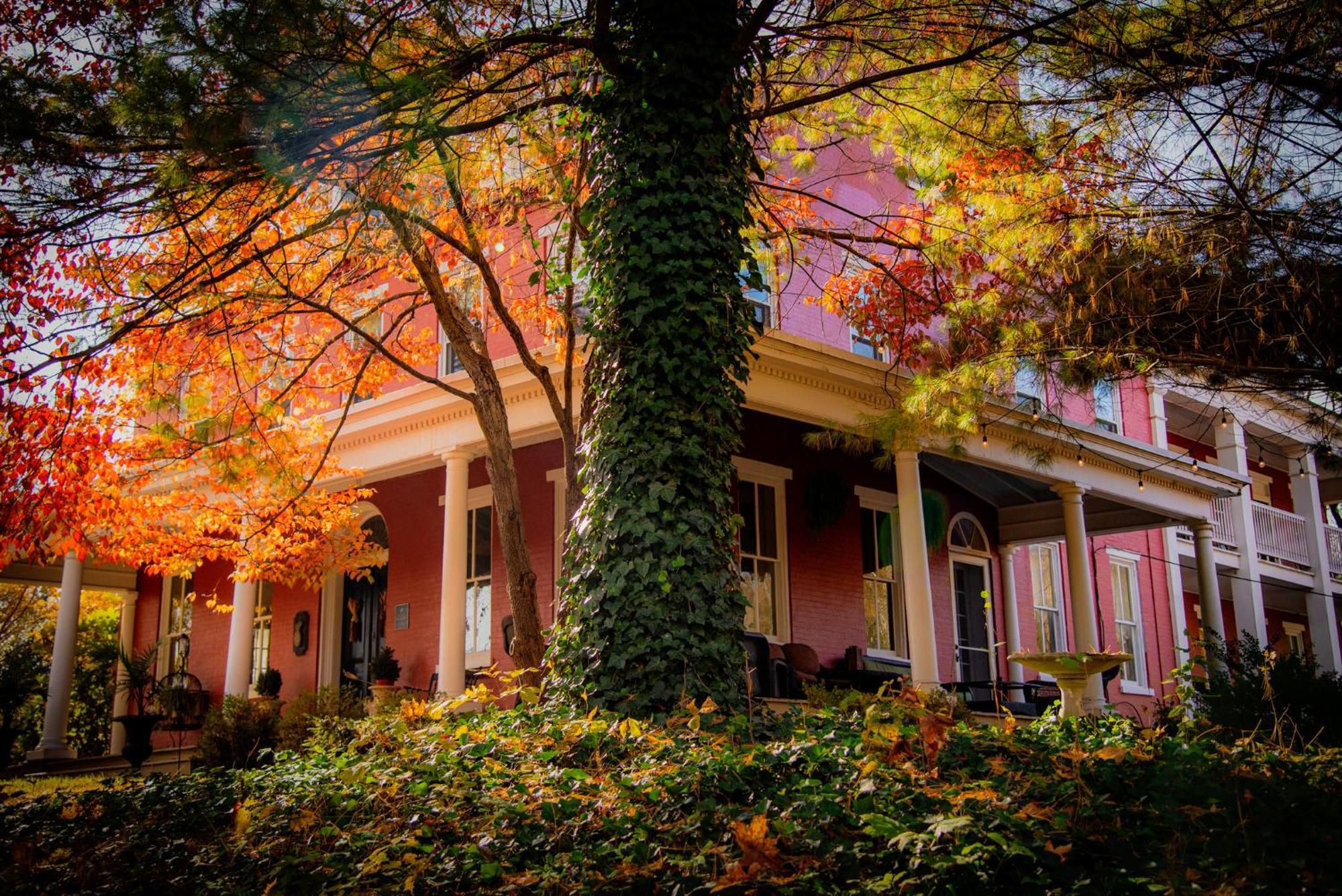 Hollinger House Bed & Breakfast Lancaster Exterior photo